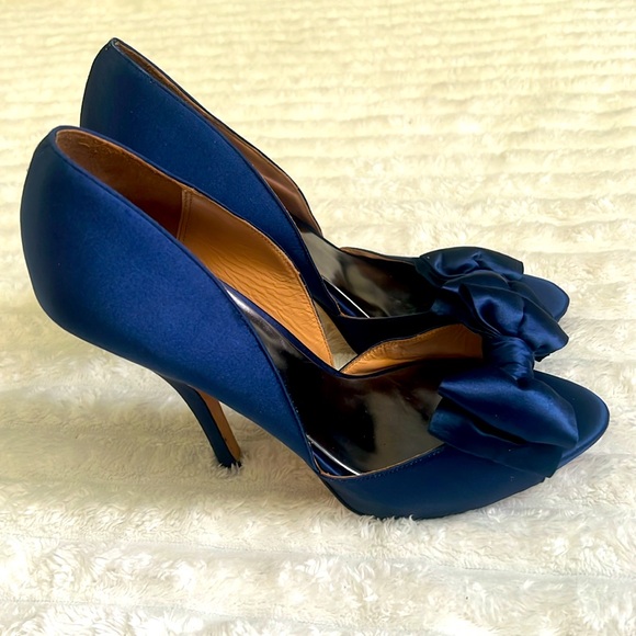 Badgley Mischka heels - Picture 2 of 5